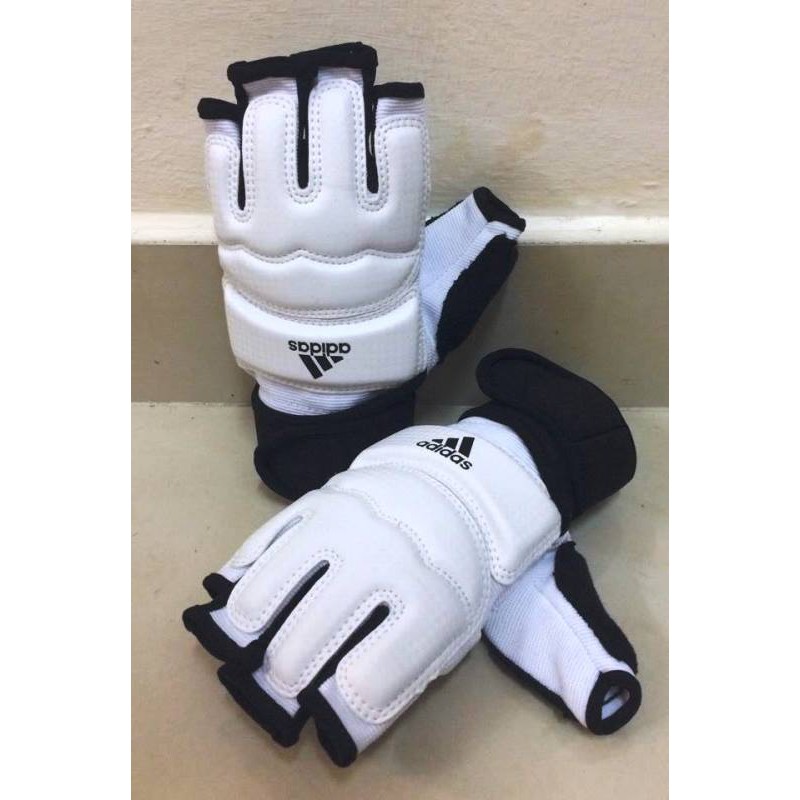 taekwondo gloves adidas