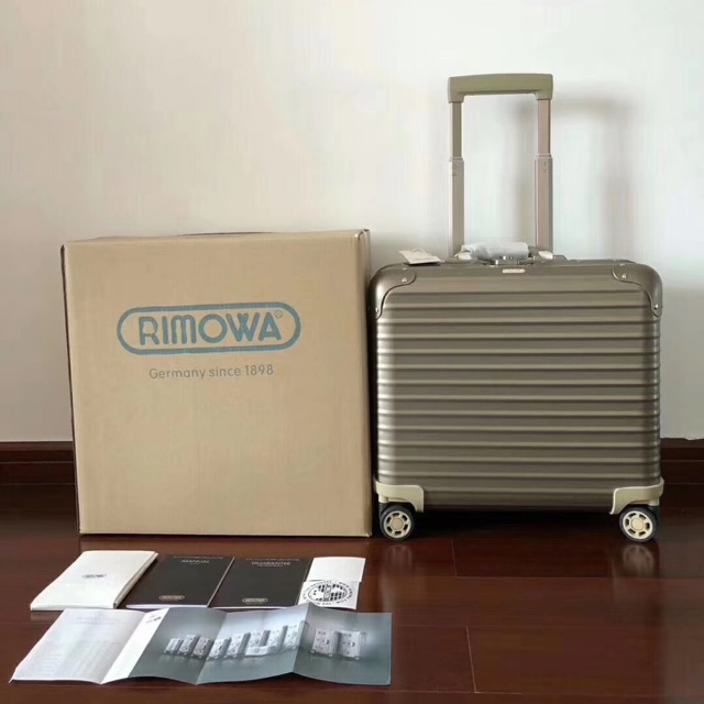 rimowa 18 inch