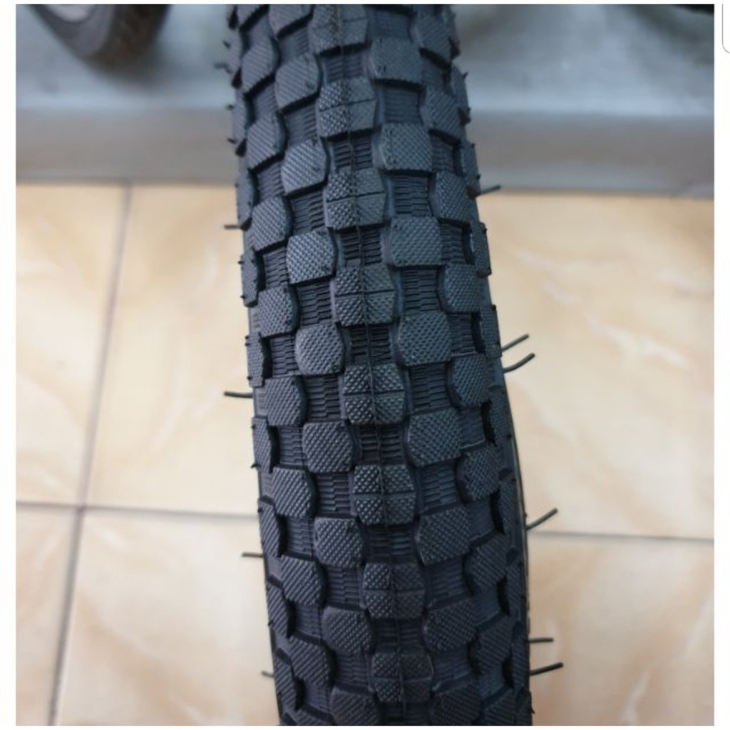 20 x 2.35 bike tire