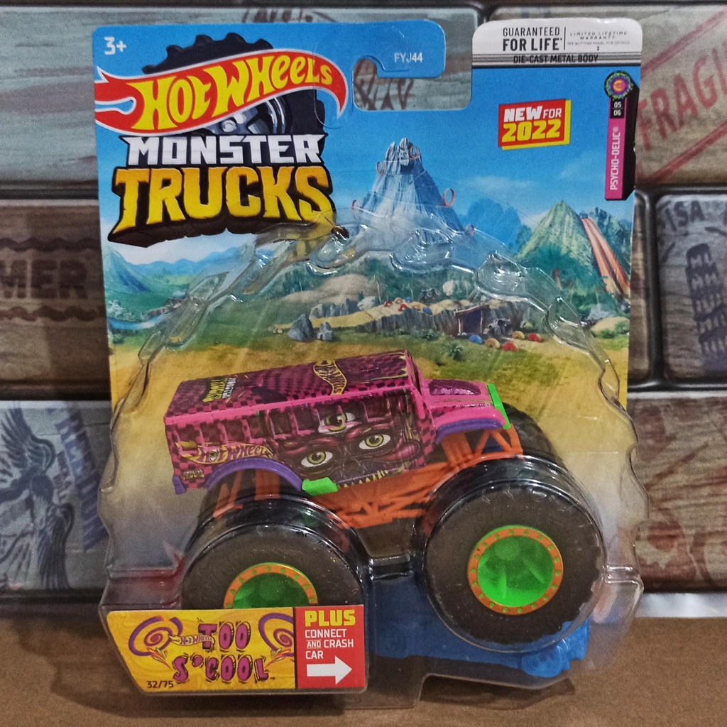 Hot Wheels Monster Truck Chum Get It to Scool Town Hauler Turtels ...