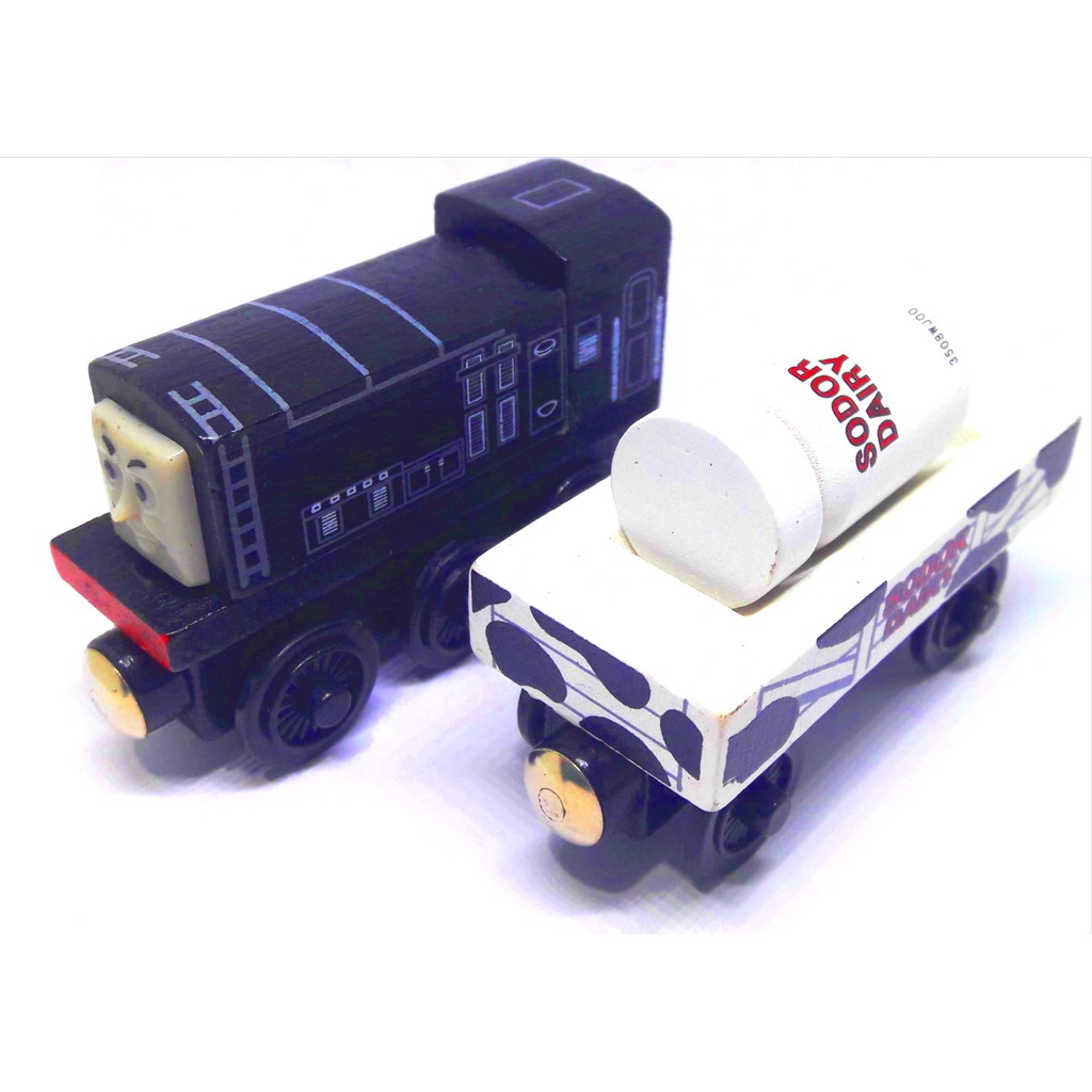 Thomas and Friends Wooden Toy with Magnetic Tip (DIESEL + MILK CART)