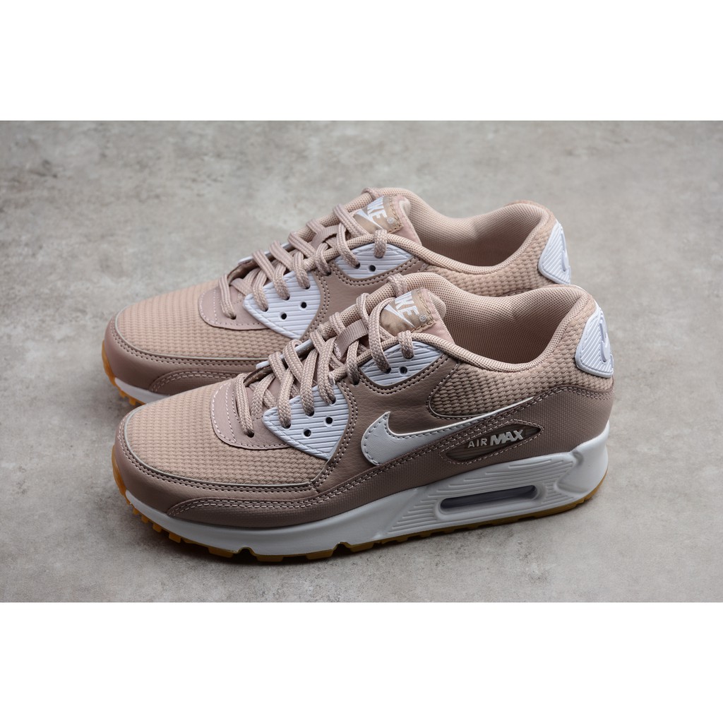 nike air max axis taupe