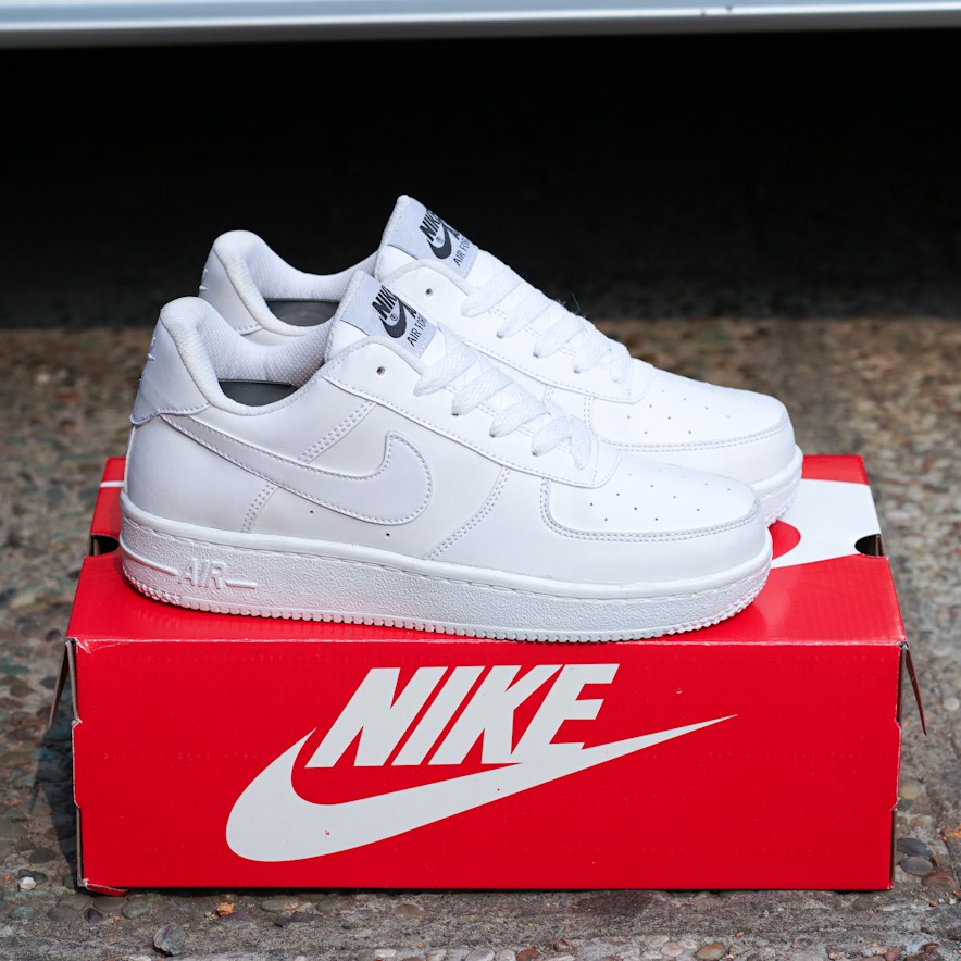 sepatu nike force one