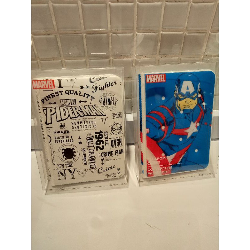 Miniso Excellence Products 124; Varius 124; Pasport Cover, Black