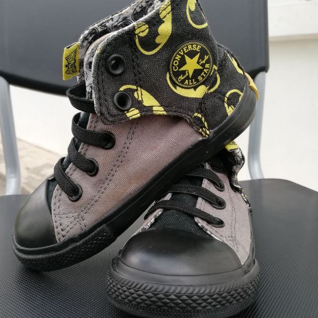batman child converse
