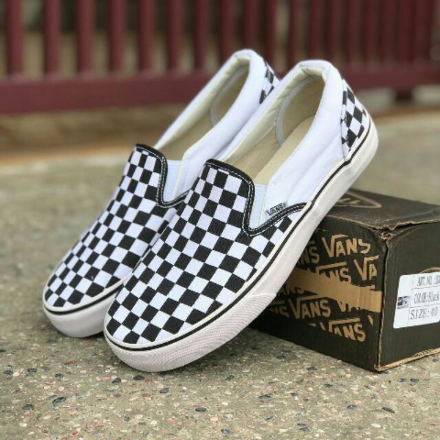 harga vans slip on checkerboard