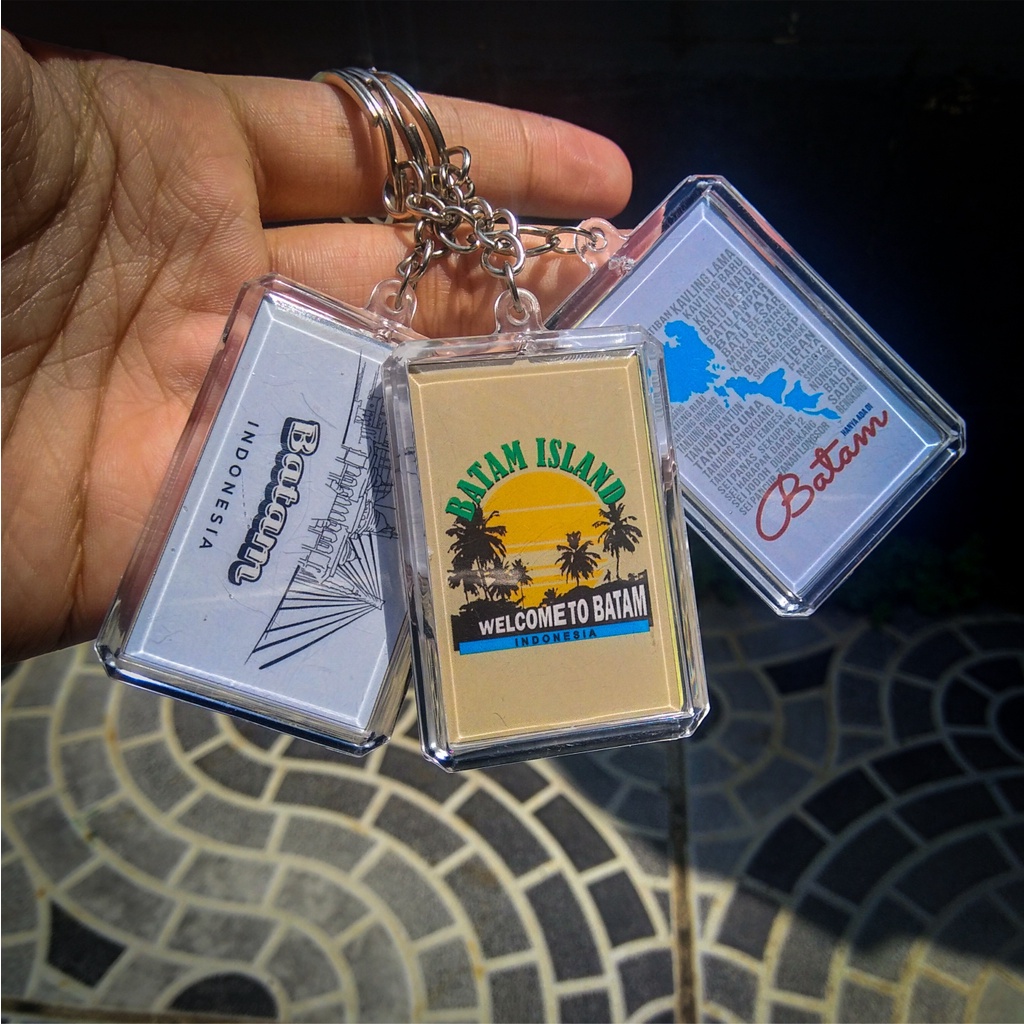 GANTUNGAN Batam Keychain/ Special Souvenirs Of BATAM City/ Two Sides/PREMIUM