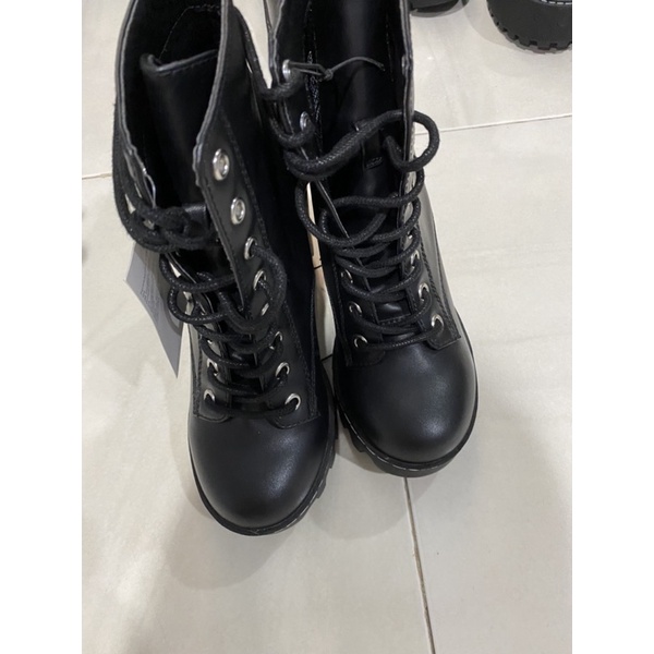Korean model HnM Readt Stock Boots | Shopee Malaysia