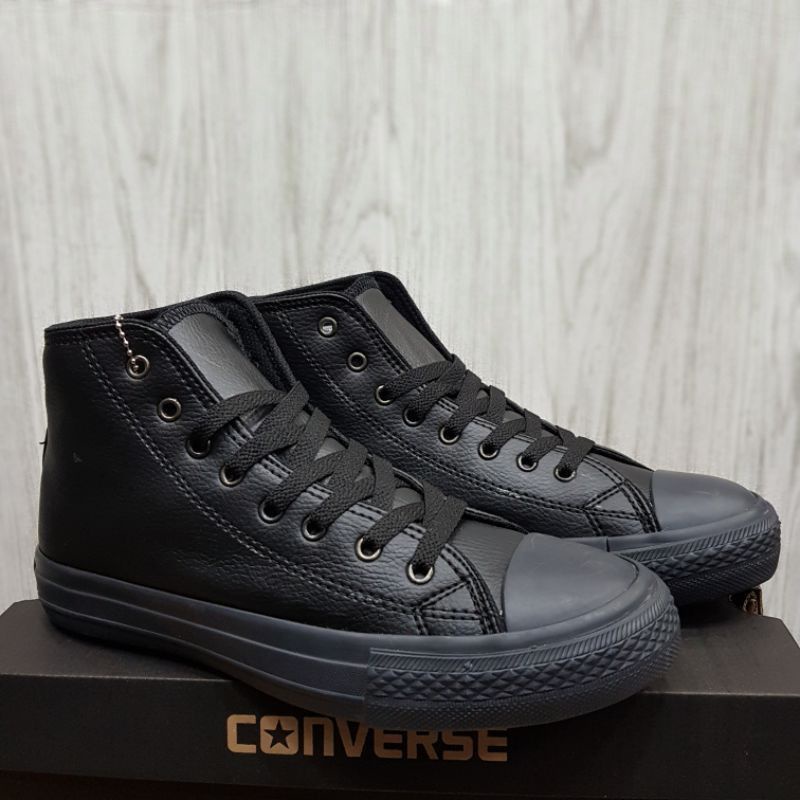 converse triple black leather
