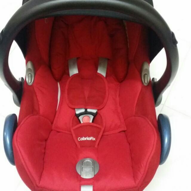 maxi cosi cabriofix red