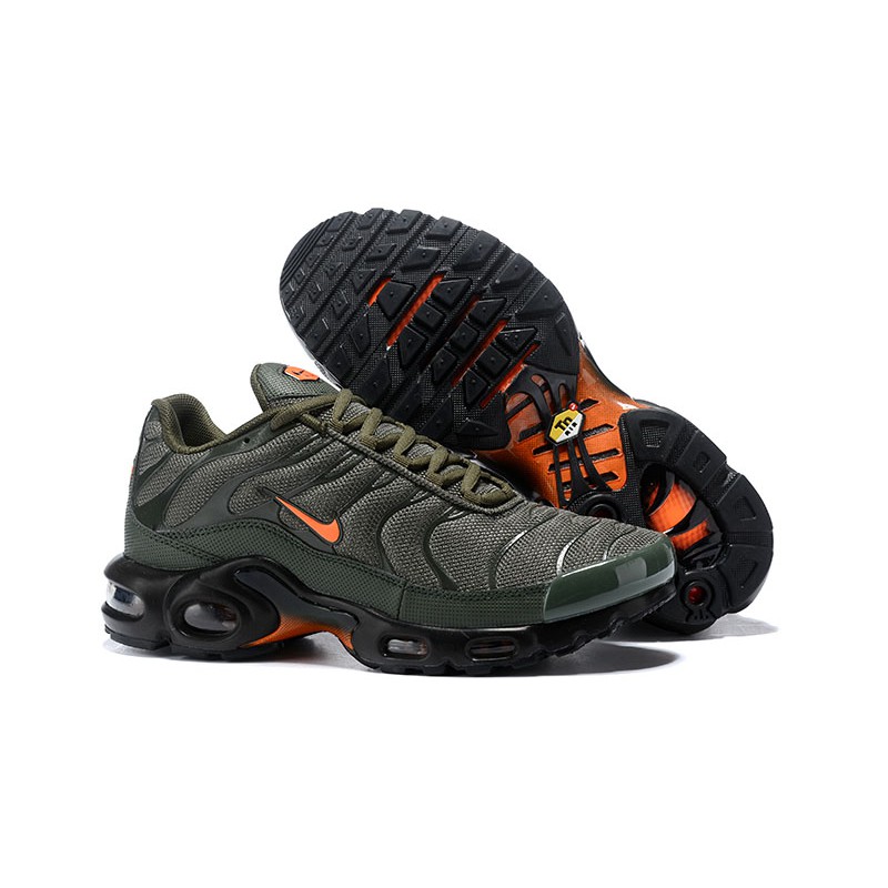 nike green and orange