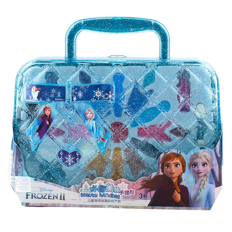 elsa pretend play