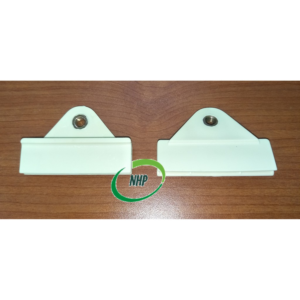 Nissan Sunny B11 Door Glass Holder (Long) Shopee Malaysia