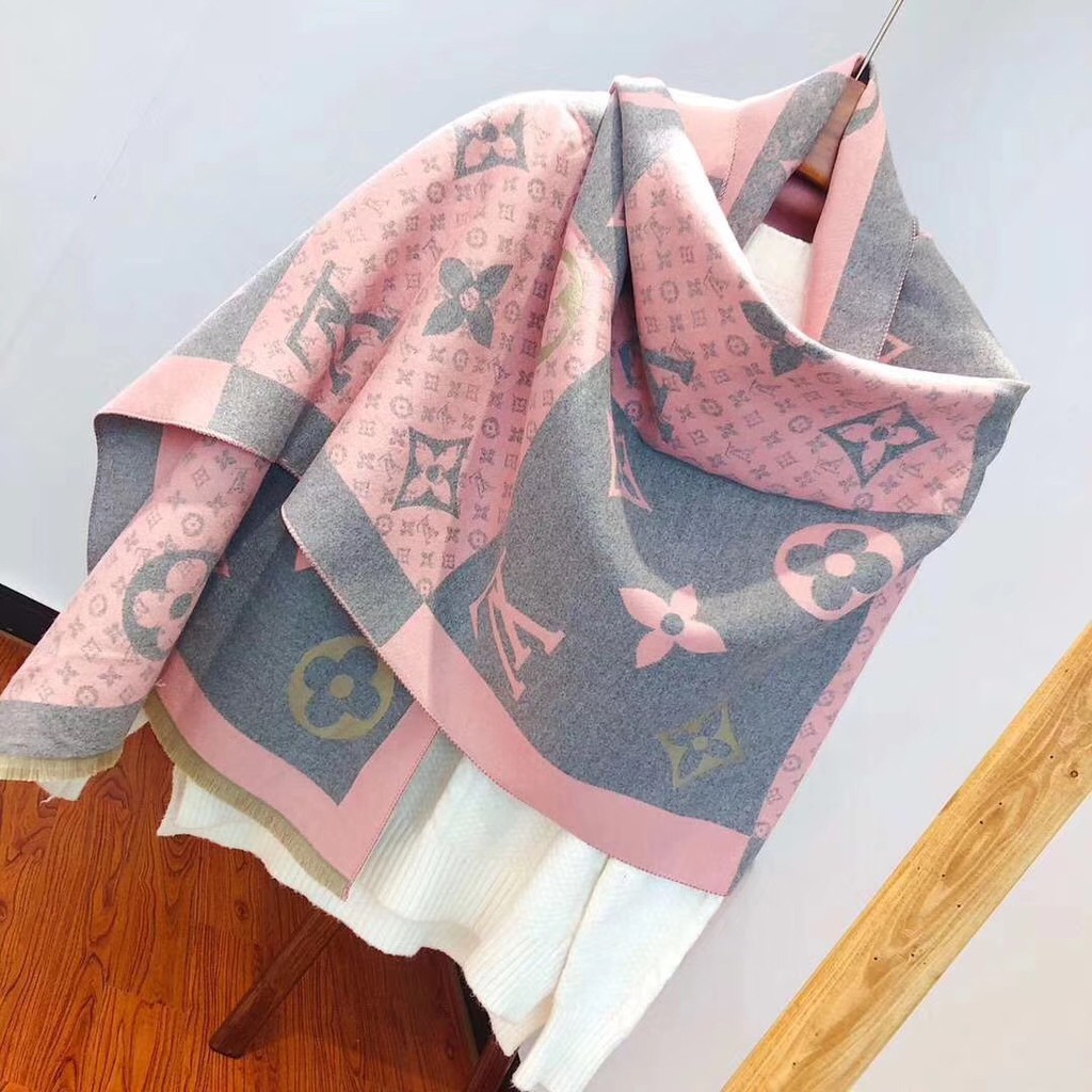 lv scarf price