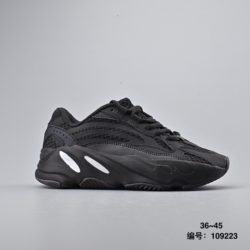 yeezy 700 v2 3m