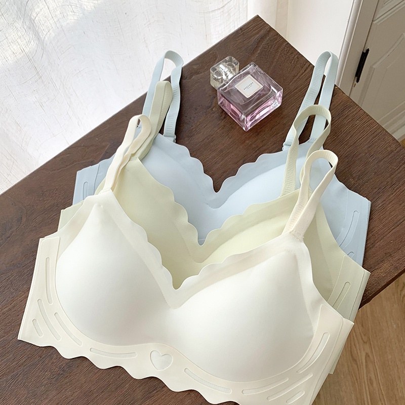 [Available] Sexy Latex Frameless Sports Bra For Women