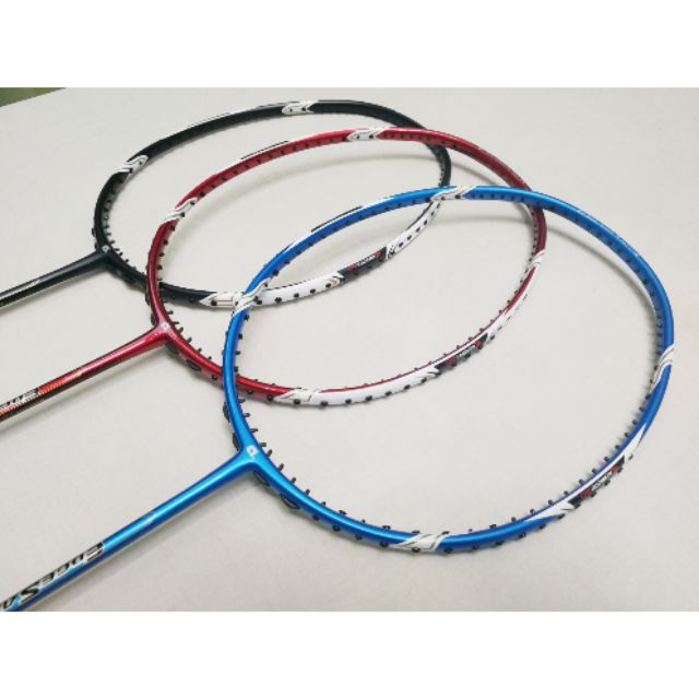 apacs edgesaber badminton racket