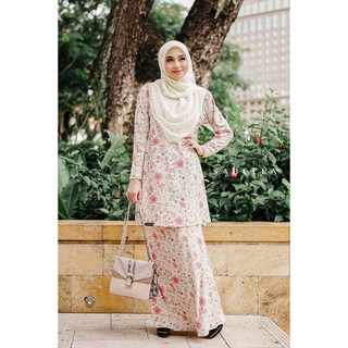 HOT ITEM QUEENY BAJU  KURUNG KURUNG PRINTED MOSSCREPE 