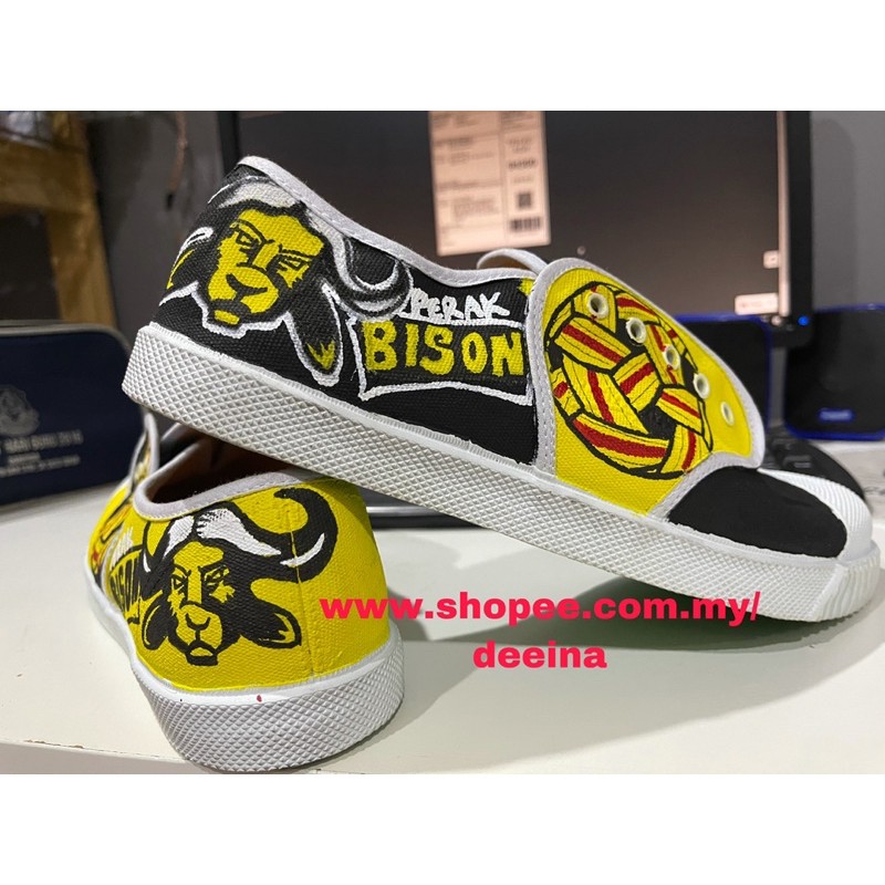 Kasut Nanyang / Breaker PERAK BISON Stylo Fancy Sepak Takraw STL Custom Shoes