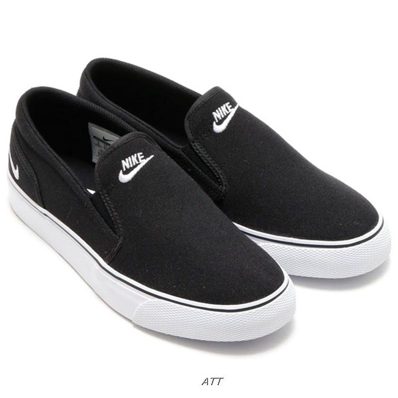 black nike slip ons