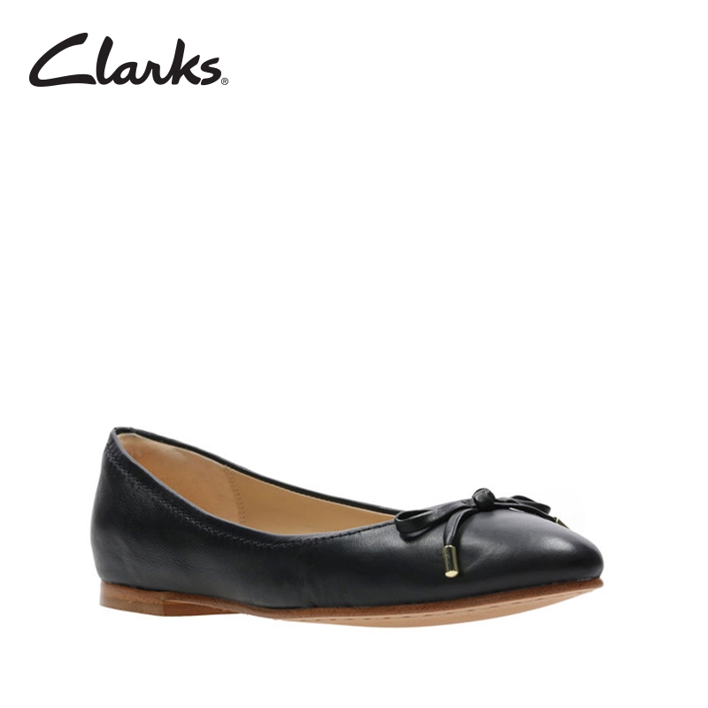 clarks flat leather shoes
