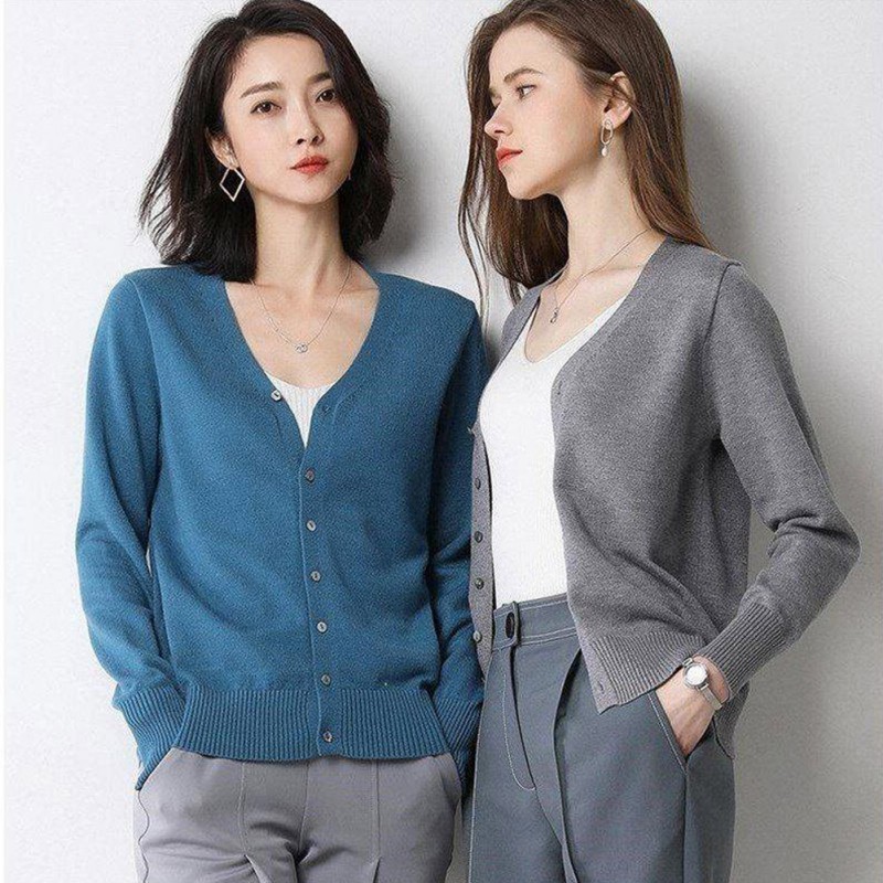 button sleeve cardigan