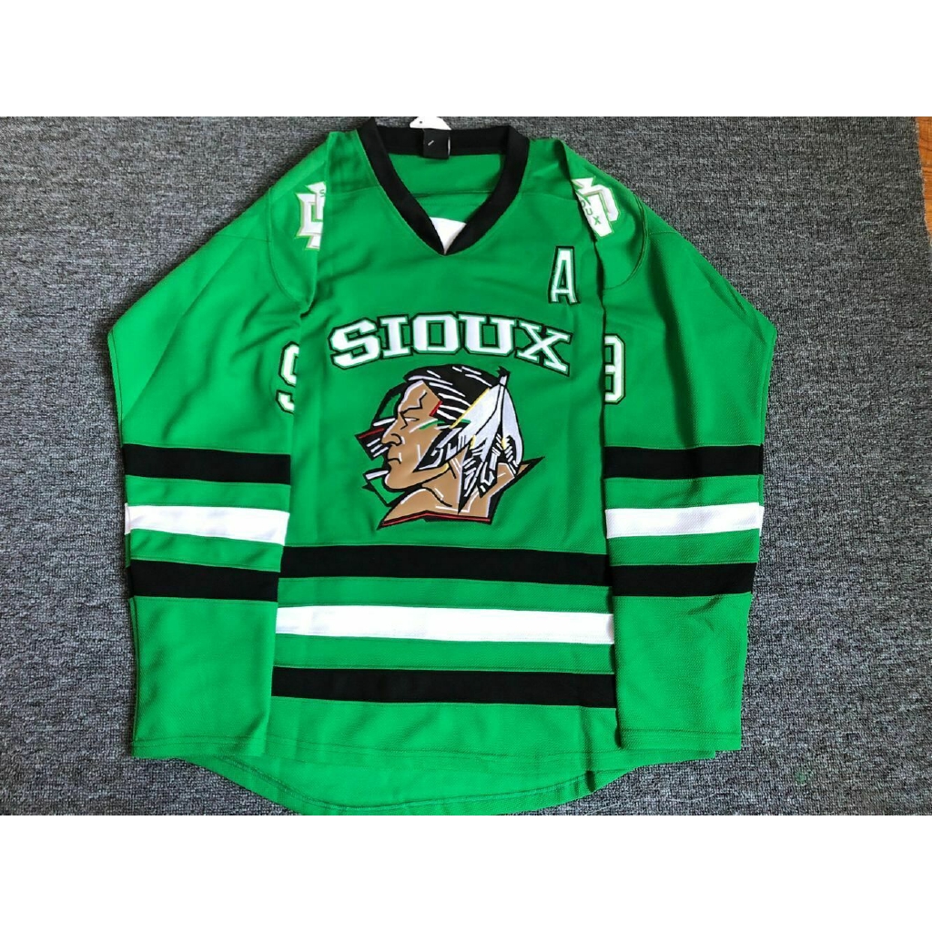 jonathan toews fighting sioux jersey