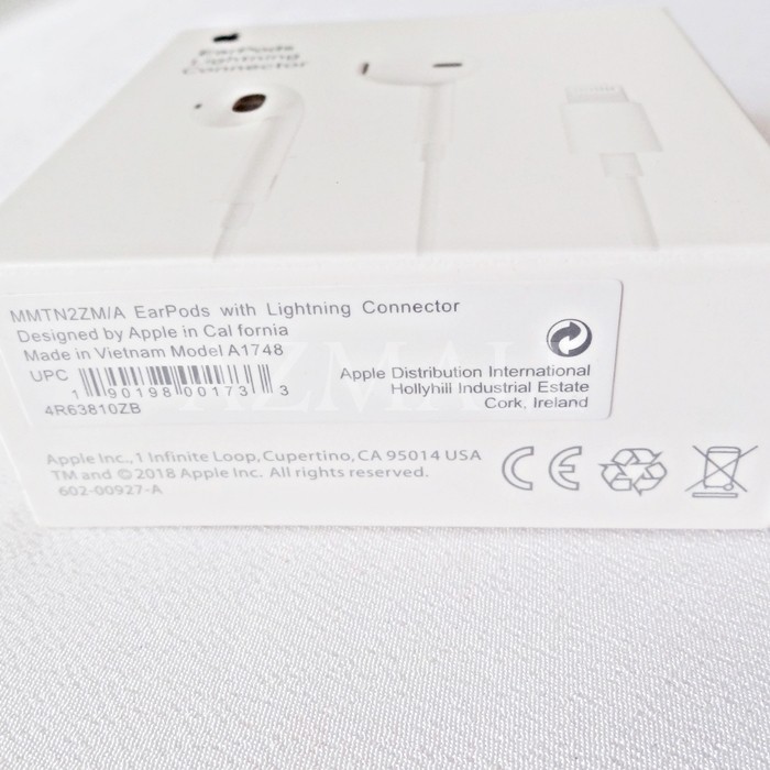 apple earpods model a1748