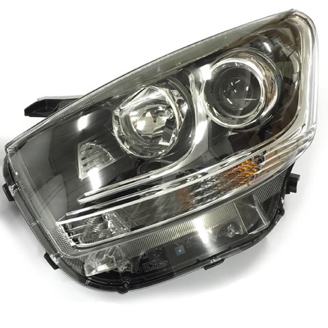 PERODUA AXIA (SE) - PROJECTOR HEAD LAMP (NEW)  Shopee 