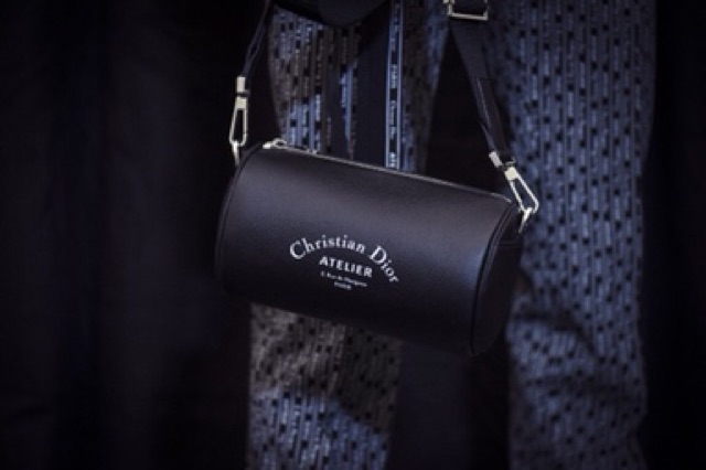 christian dior roller pouch