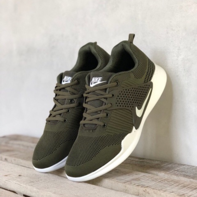 nike arrowz green