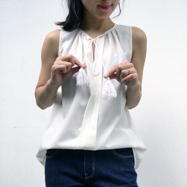 white chiffon sleeveless top