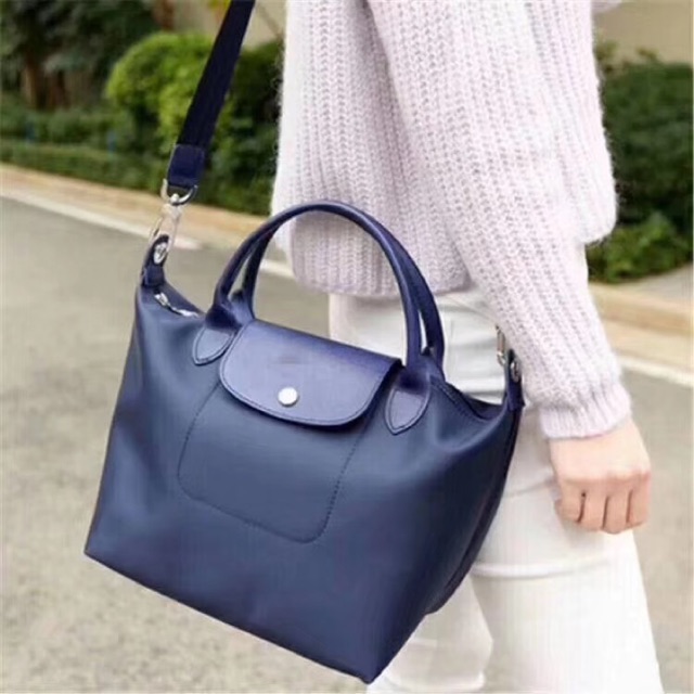 longchamp le pliage neo small vs medium