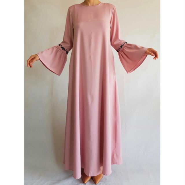  Baju Raya 2019 Jubah Muslimah Nursing Friendly Shopee 