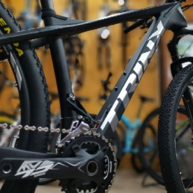 trinx bike carbon