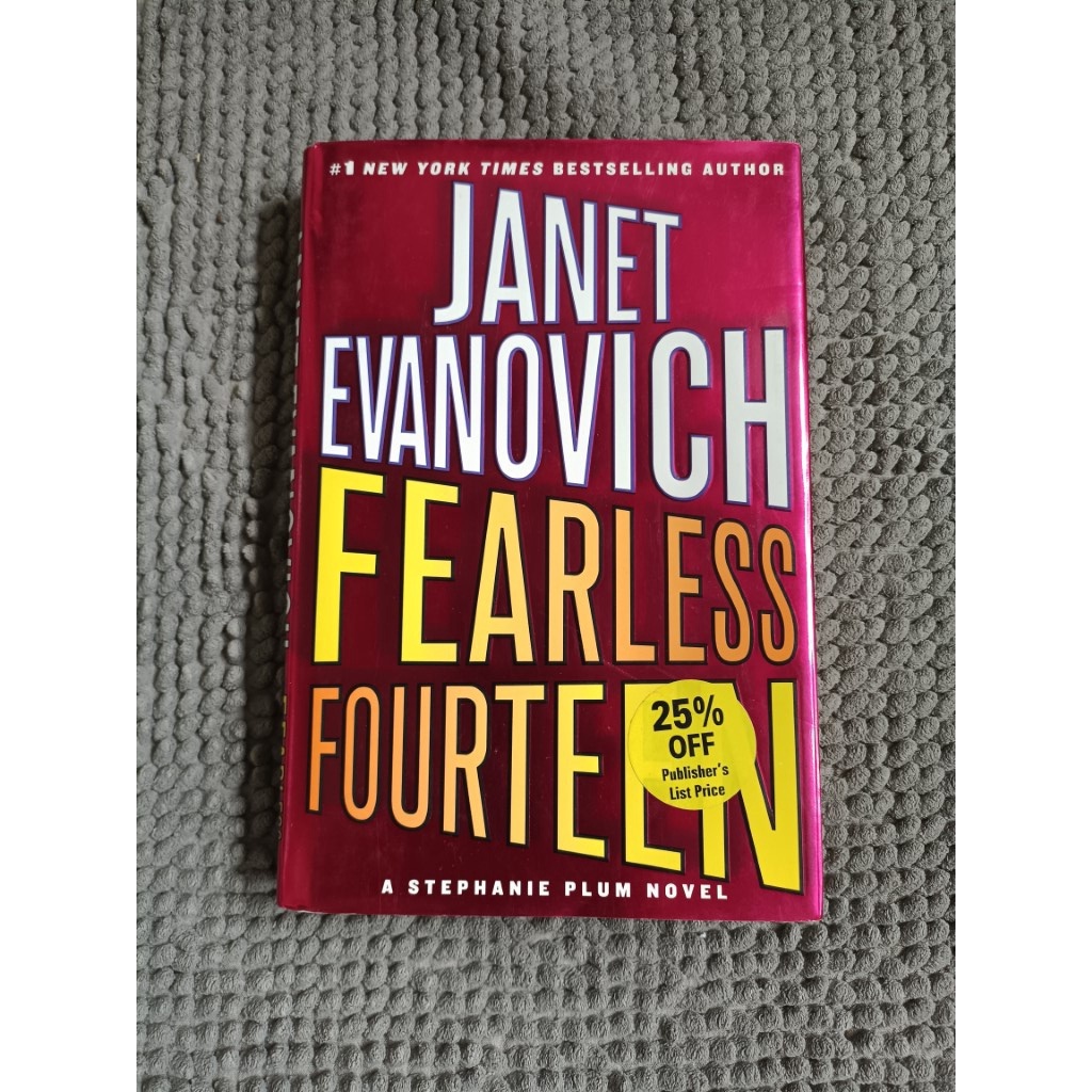 Fearless Fourteen (Stephanie Plum #14) by Janet Evanovich Hardcover HB