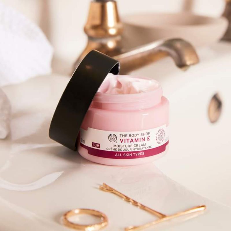 The Body Shop Vitamin E Moisture Cream Shopee Malaysia