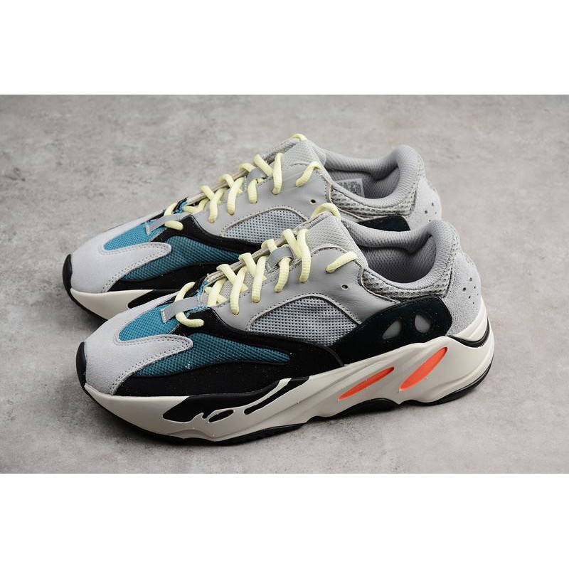 yeezy 700 original