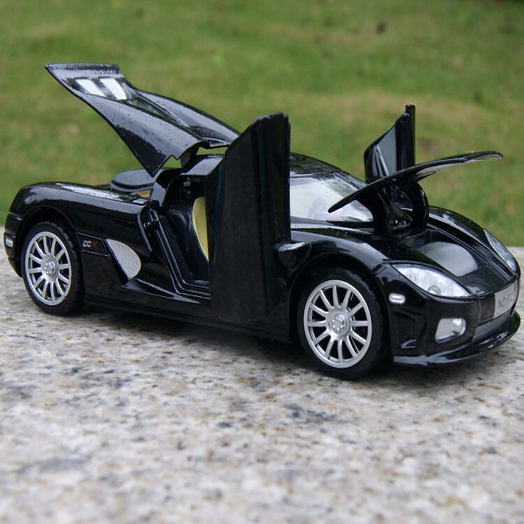 1:32 Scale Black Diecast Koenigsegg Sport Race Collection Car Model light&sound