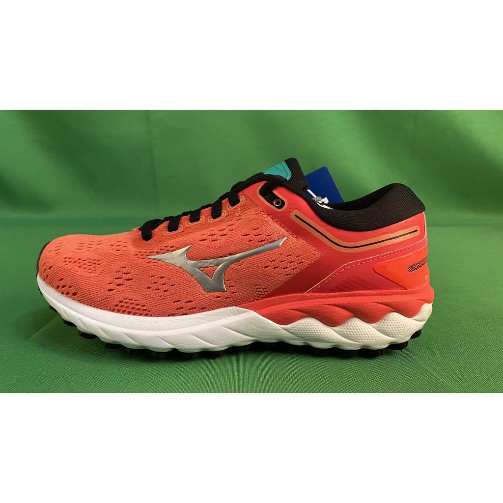 mizuno wave skyrise womens