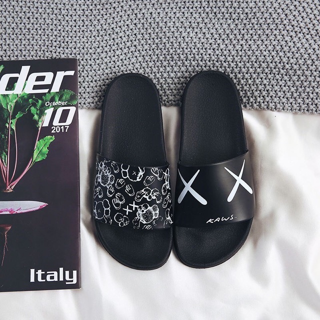 kaws uniqlo slippers