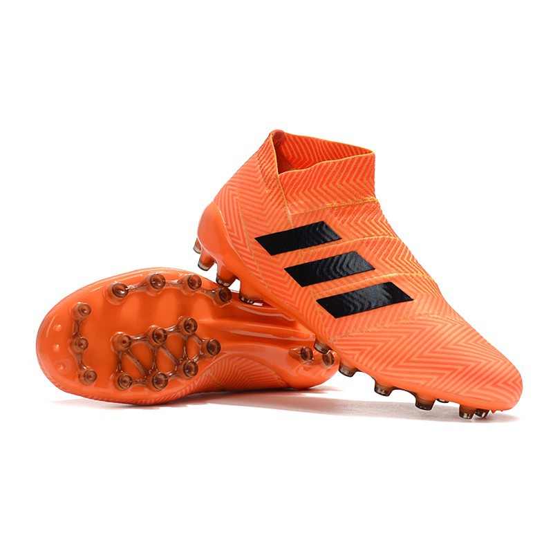 best laceless football boots