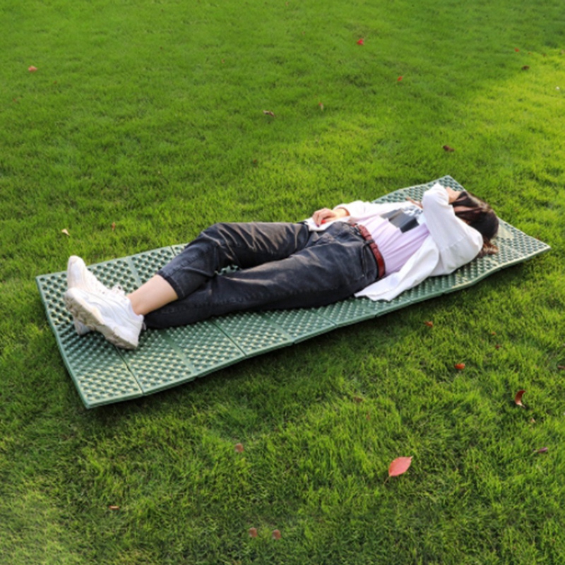 folding camp pad