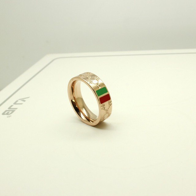gucci ring green and red