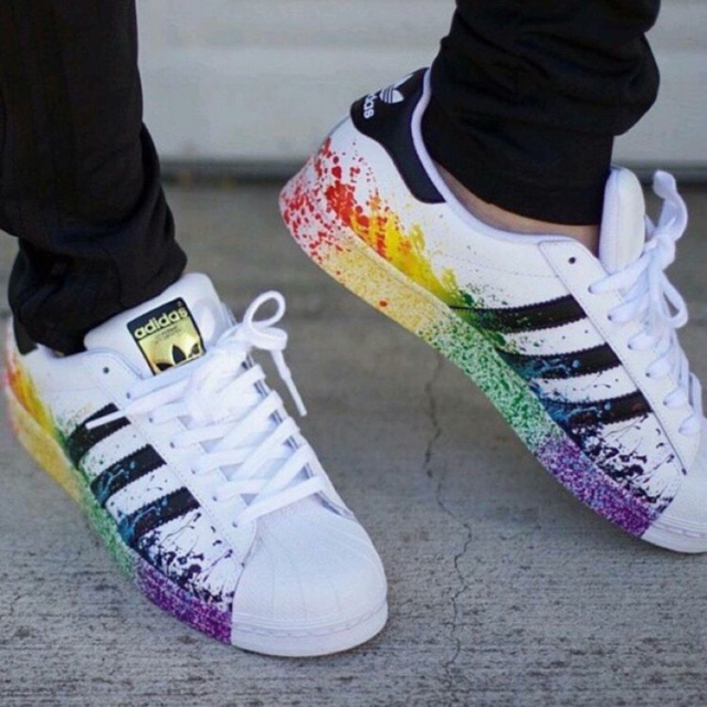 superstar adidas color splash