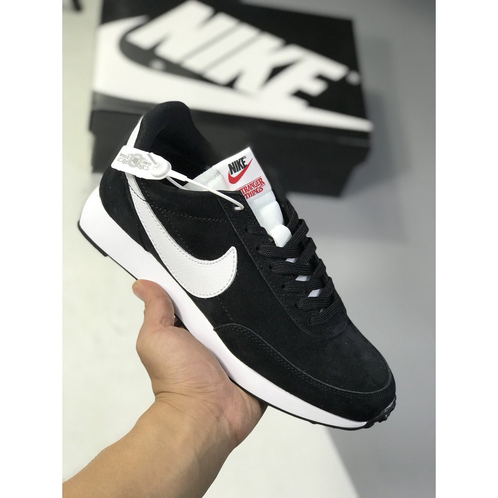 nike tailwind og