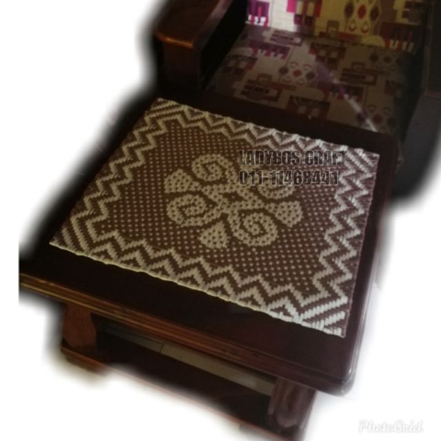 Alas meja runner table Anyaman Lapik pinggan hiasan Alas meja runner table Anyaman Lapik pinggan hiasan