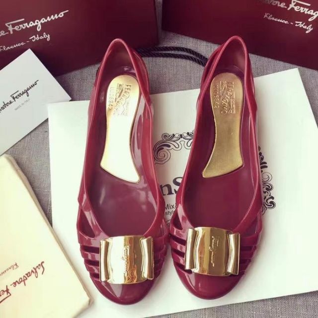 ferragamo jelly shoes 2018