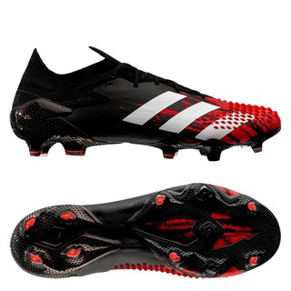 kasut bola predator