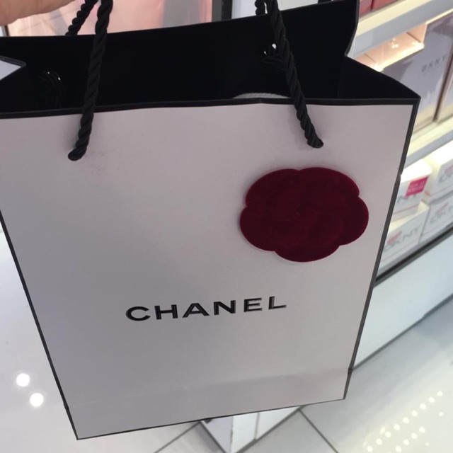 chanel paper bag